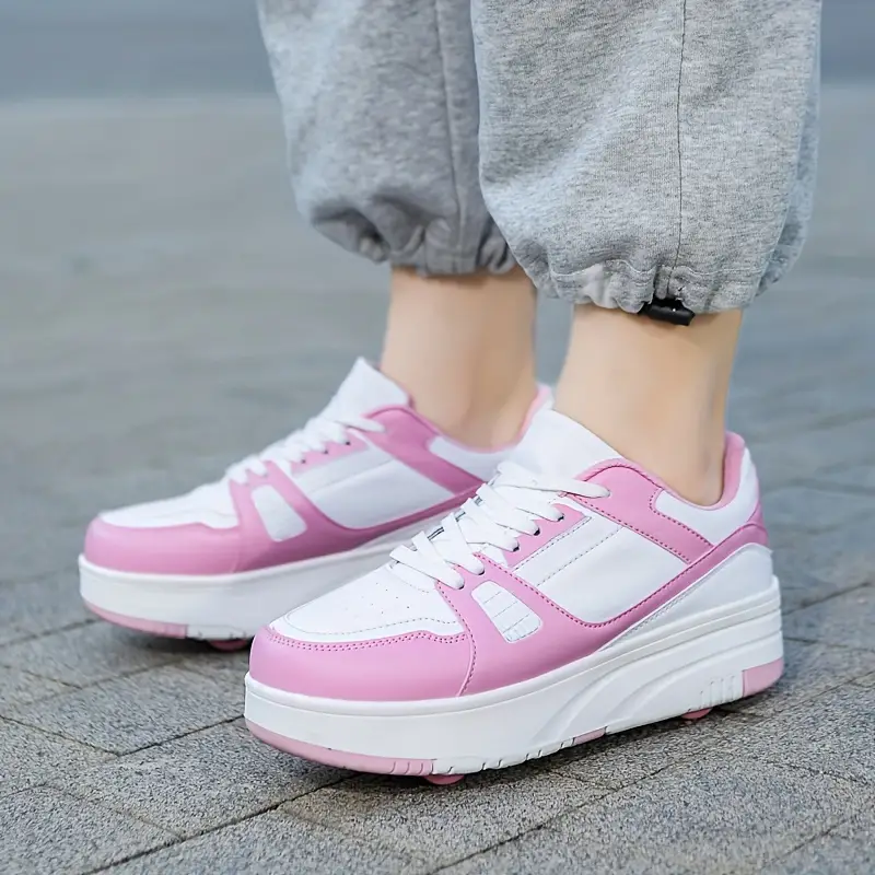 Dziecięce buty sportowe na kółkach