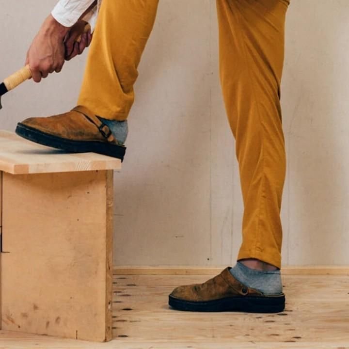 Damskie wsuwane chodaki z ergonomicznym podłożem