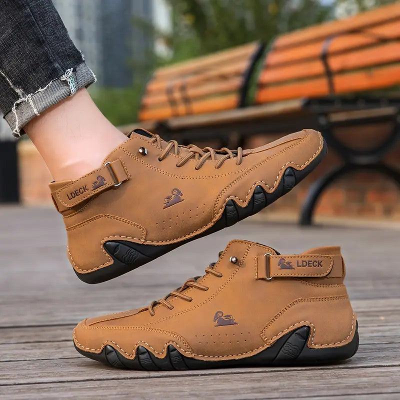 Męskie wodoodporne buty z elastyczną wstawką