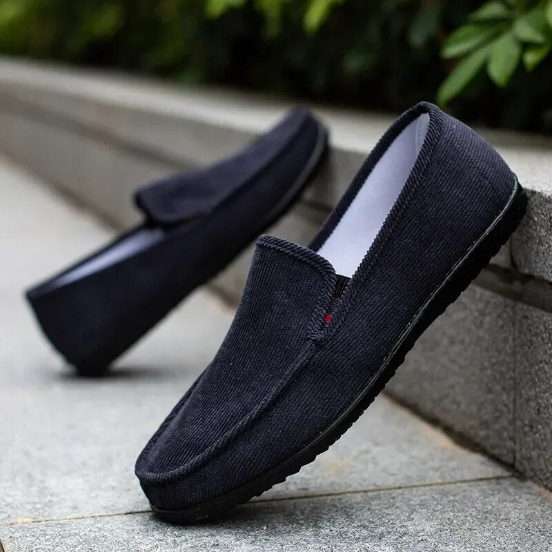 Męskie lekkie wsuwane buty na co dzień