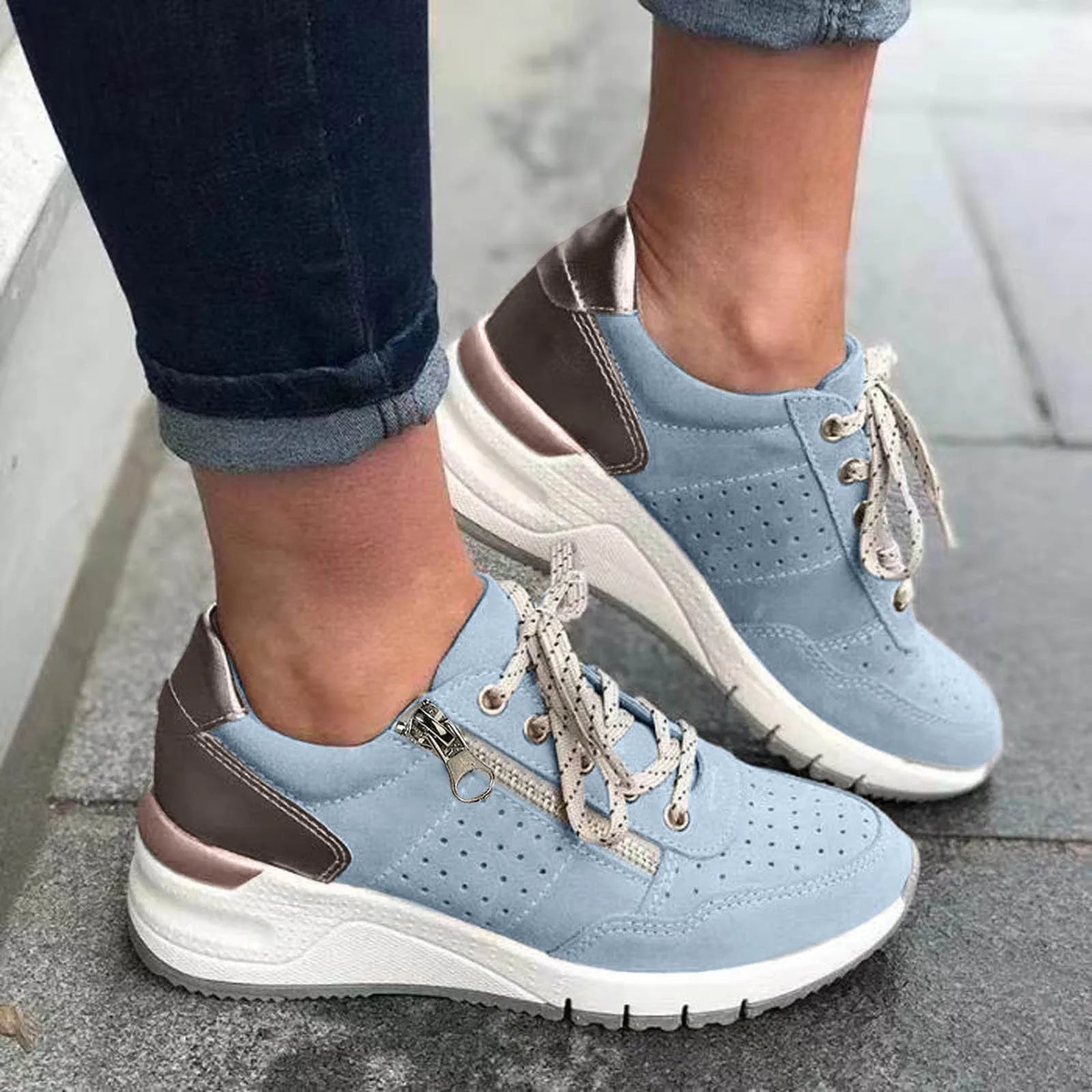 Damskie sneakersy na grubej podeszwie na sznurówki