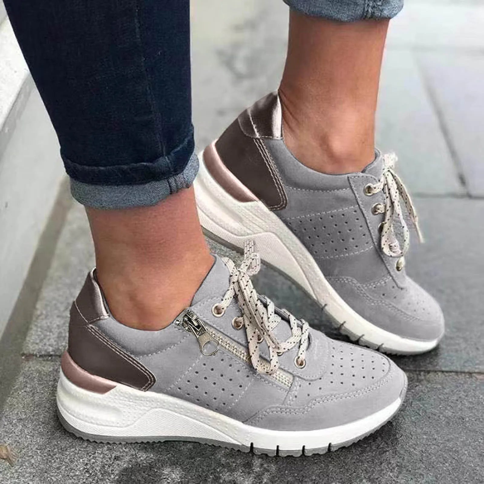 Damskie sneakersy na grubej podeszwie na sznurówki