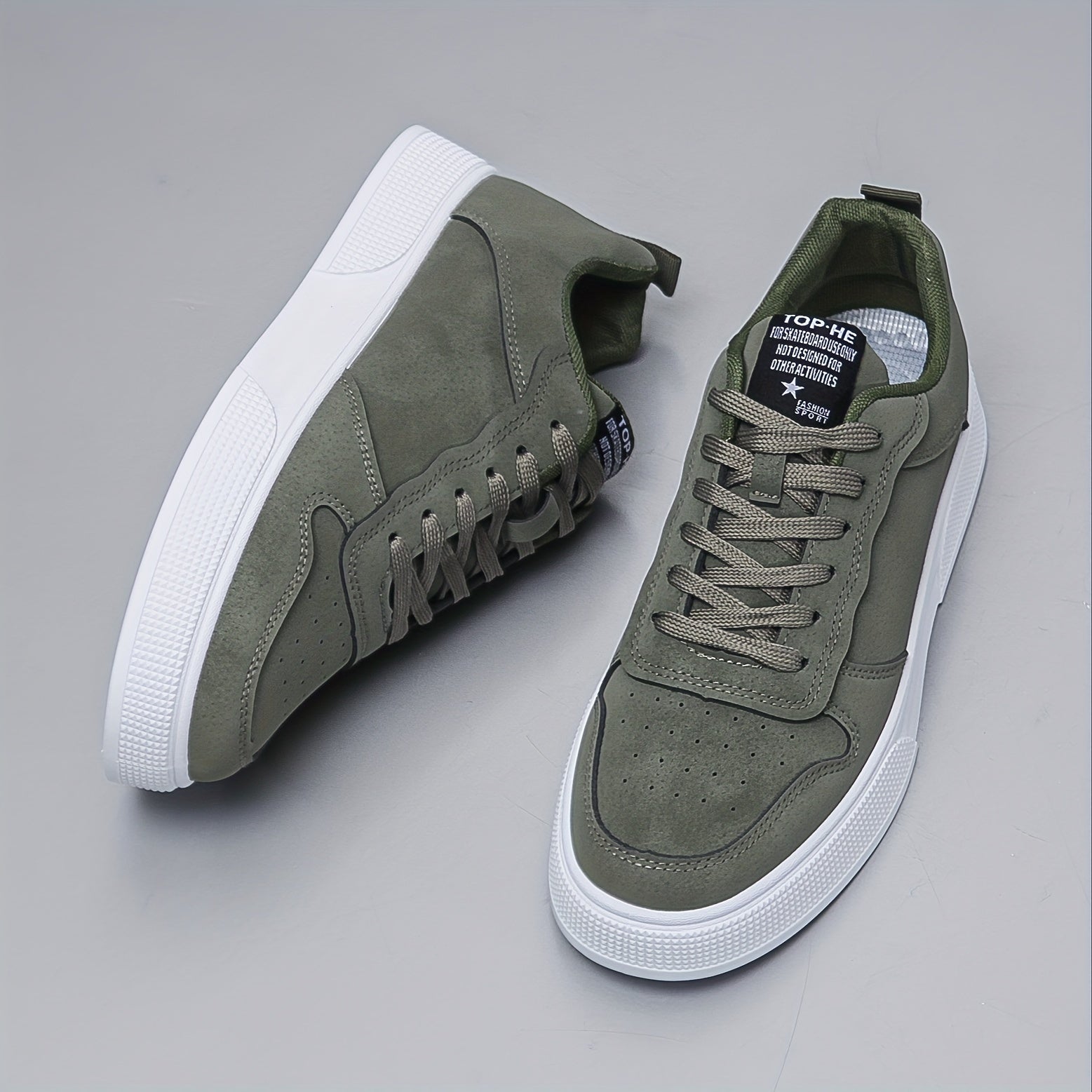 Męskie niskie sneakersy w jednolitym kolorze