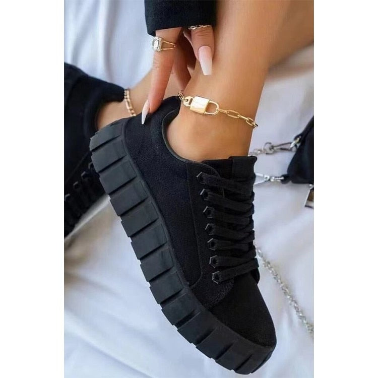 Damskie sneakersy w jednolitym kolorze na sznurówki